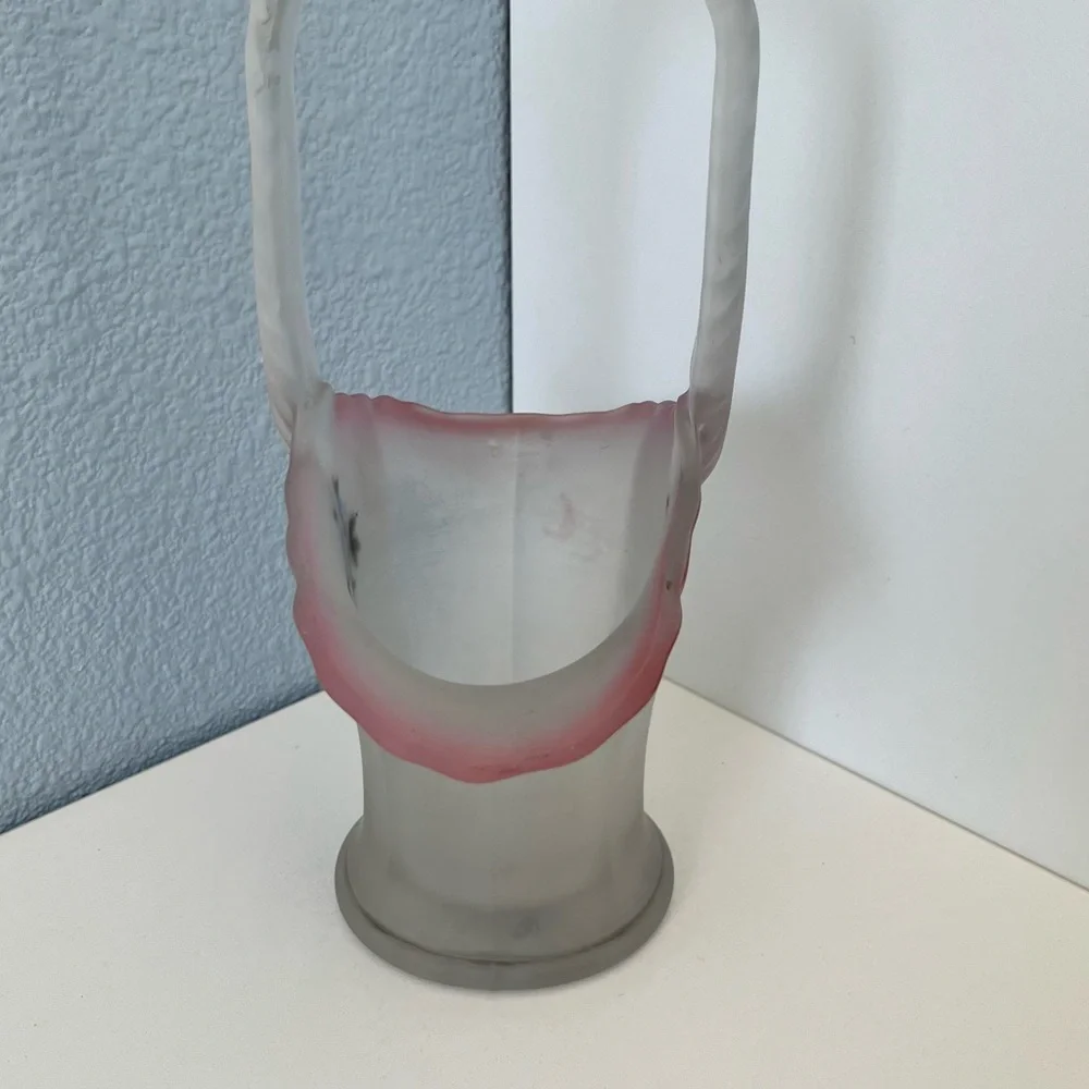 Vintage Westmoreland Frosted Pink and Gray Vase - Picture 4 of 7
